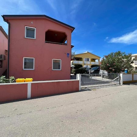 Apartment ˝Soleil˝ Vir Exteriör bild