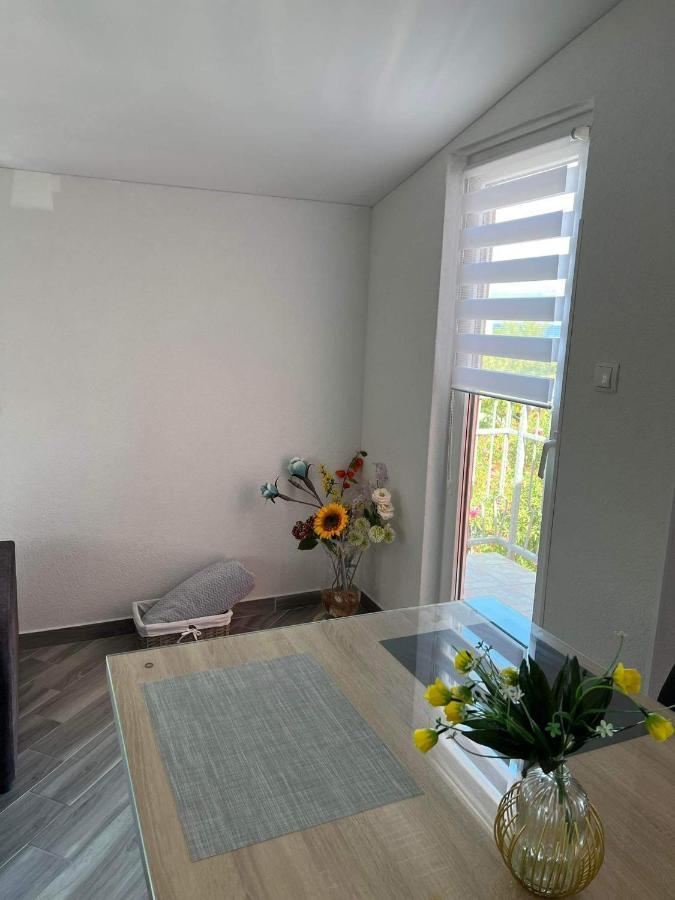 Apartment ˝Soleil˝ Vir Exteriör bild