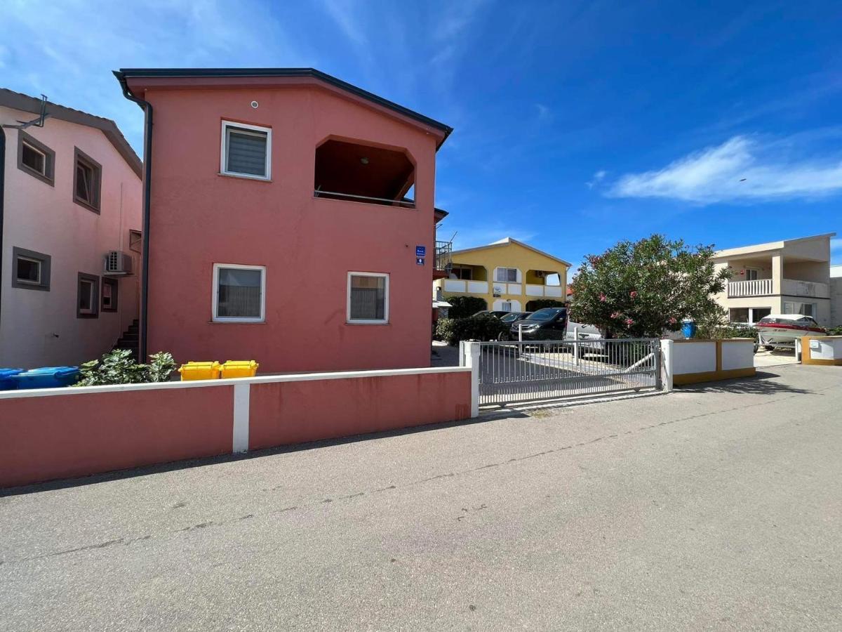 Apartment ˝Soleil˝ Vir Exteriör bild