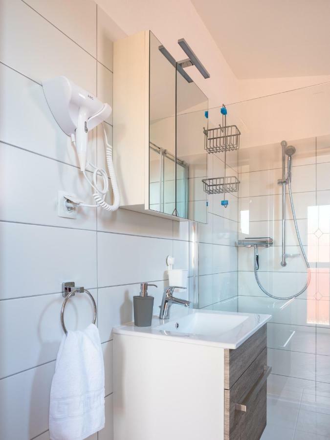 Apartment ˝Soleil˝ Vir Exteriör bild