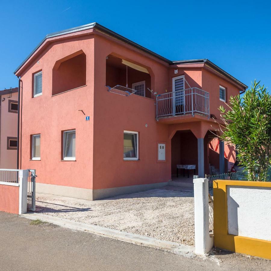 Apartment ˝Soleil˝ Vir Exteriör bild