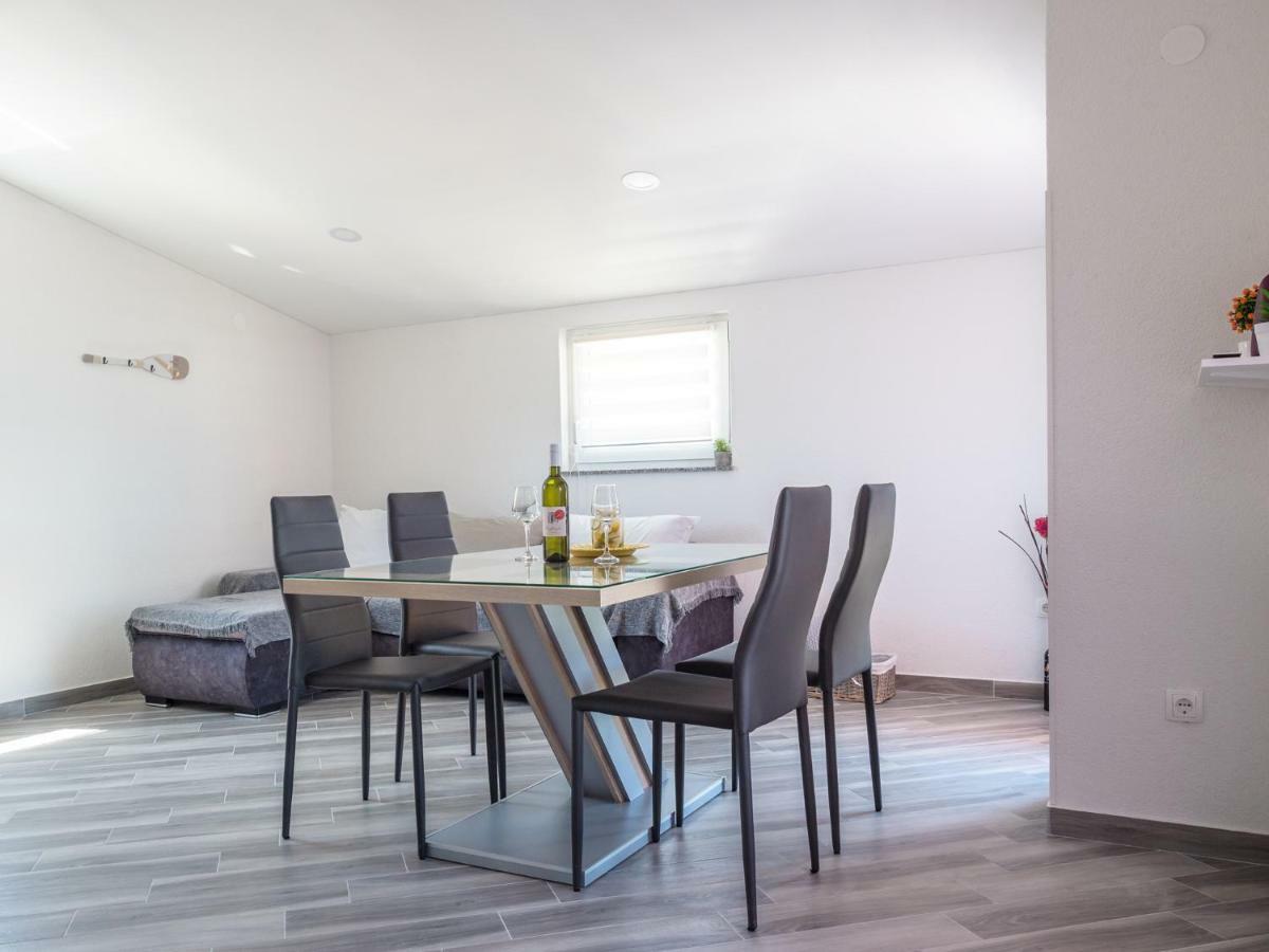 Apartment ˝Soleil˝ Vir Exteriör bild